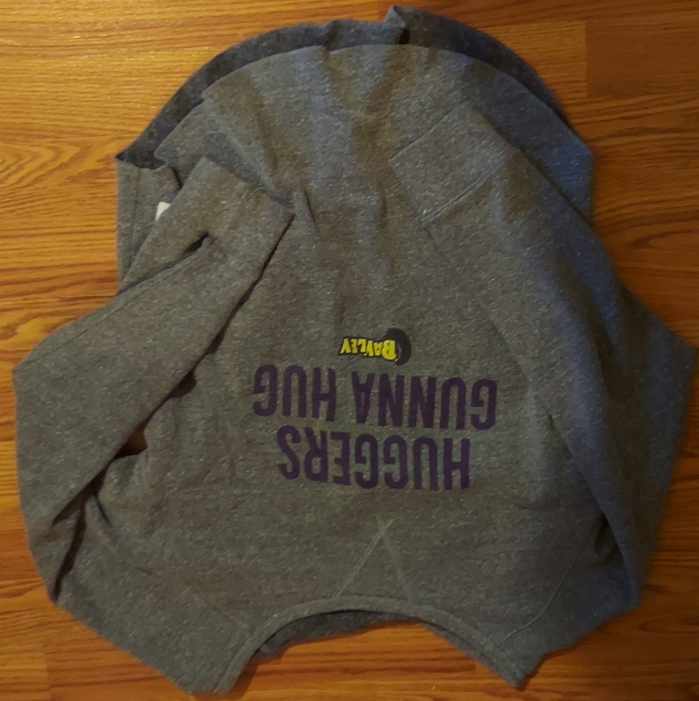 Bayley "Huggers Gunna Hug" Women's Sportiqe Pullover Sweatshirt S Small WWE NXT